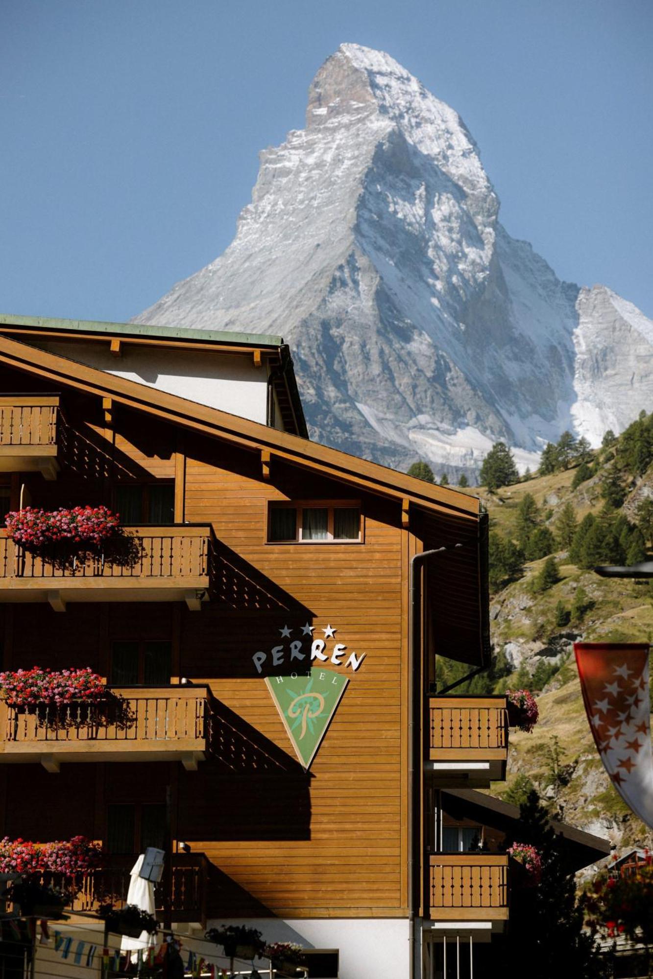 Alpine Hotel Perren Zermatt Exterior foto