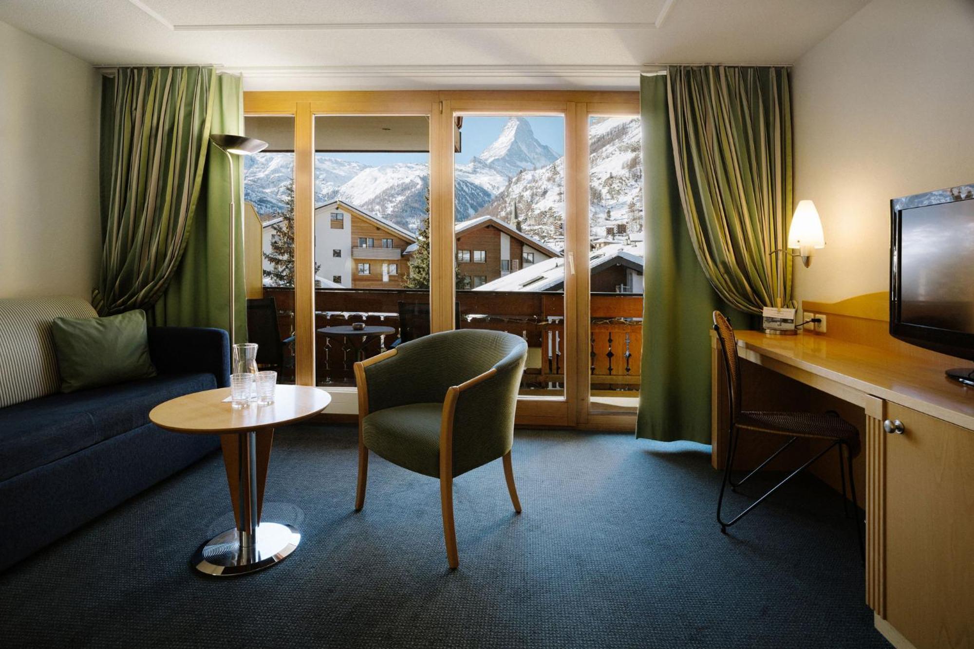 Alpine Hotel Perren Zermatt Exterior foto